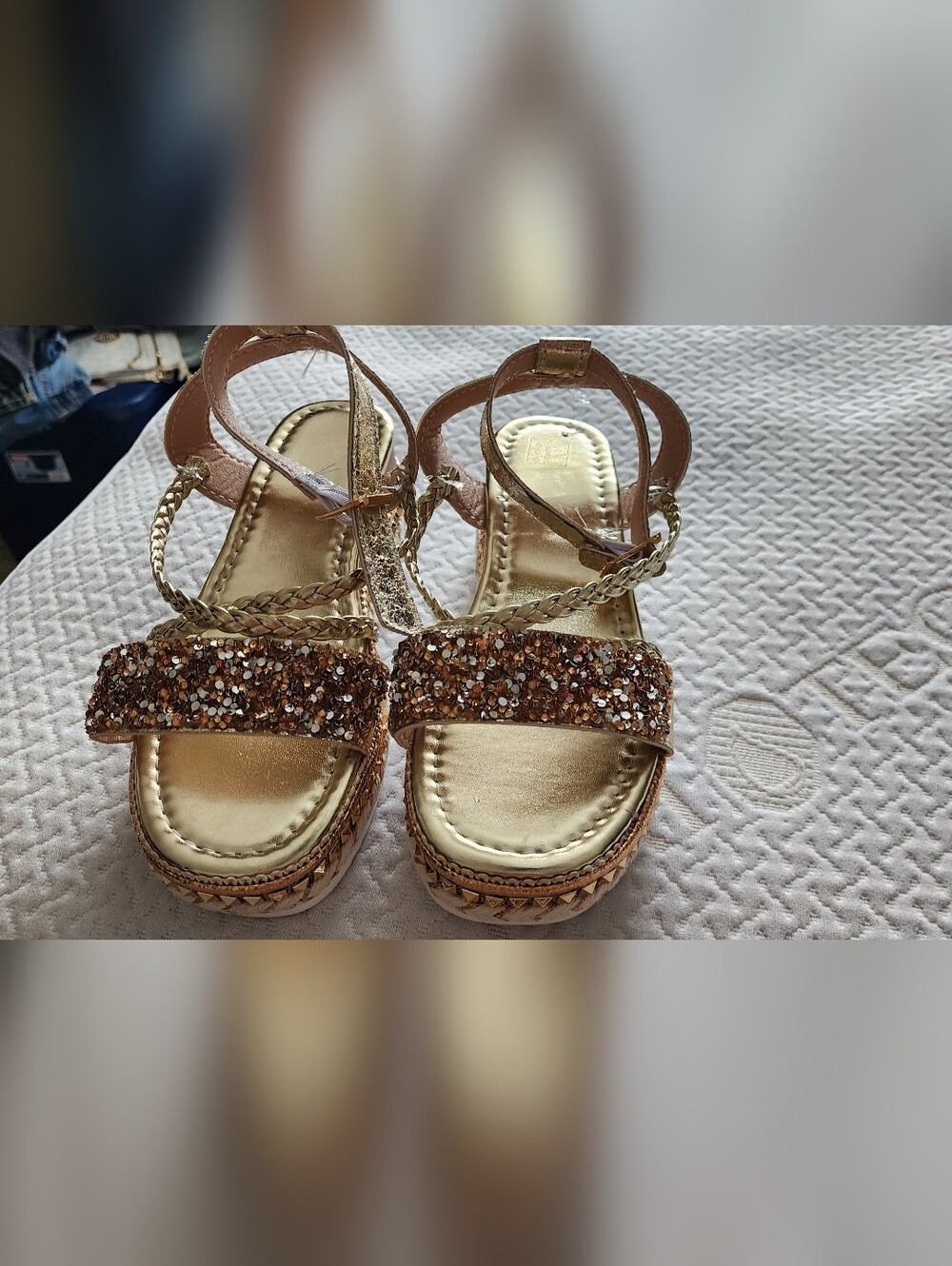 Really Cute Pr Of Womens Sandles 6.5 New Without Tags